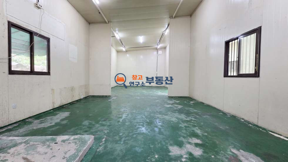 경기 고양덕양구 토당동 #50평 #창고 #30평+20평 #동간사이 추가공간 #내부사무실 #보관추천 #서울인접 월세 매물번호 17327 사진 2