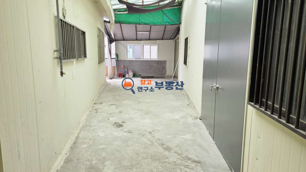 경기 고양덕양구 토당동 #50평 #창고 #30평+20평 #동간사이 추가공간 #내부사무실 #보관추천 #서울인접 월세 매물번호 17327 사진 4