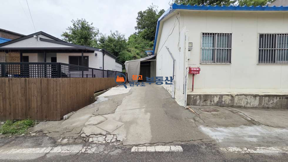 경기 고양덕양구 토당동 #50평 #창고 #30평+20평 #동간사이 추가공간 #내부사무실 #보관추천 #서울인접 월세 매물번호 17327 사진 11