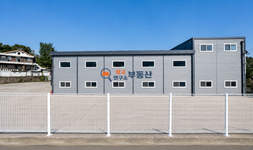 경기 파주시 문산읍 마정리 #2종제조매매 #대728평 #연151평 #2차선접 #대형단독마당 #층고7.9 #추가건축가능 #평당234 매매 매물번호 17712 사진 2