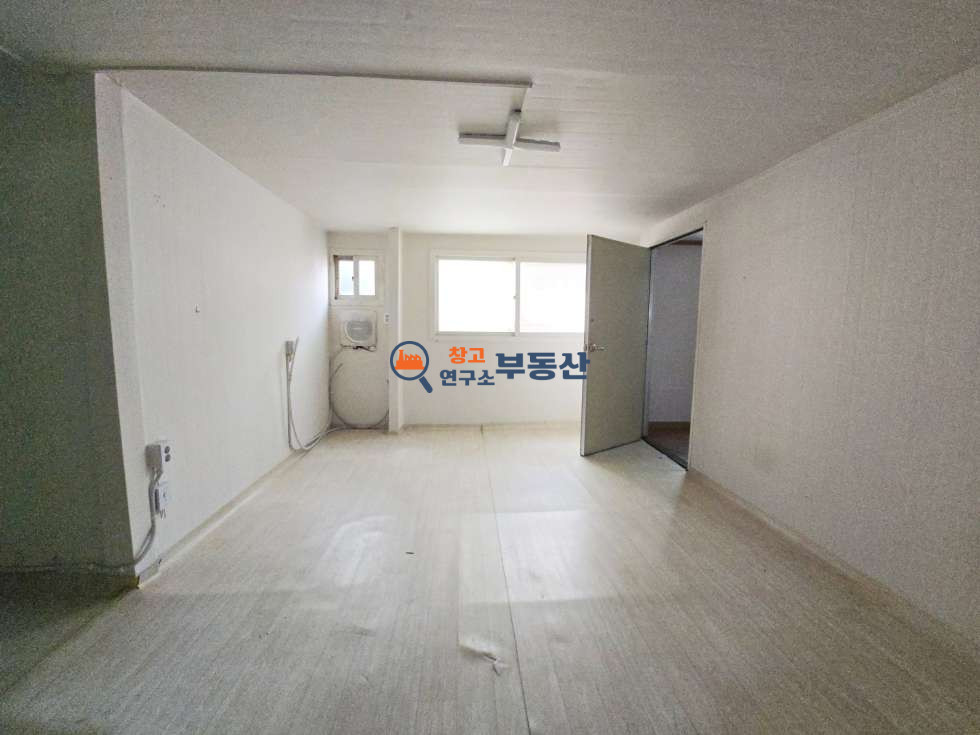 경기 파주시 월롱면 덕은리 #공장매매 #대665평 #연321평 #단독공장 #공장2동 #가설천막 #계획관리 #즉시입주 #평당301 매매 매물번호 17713 사진 8