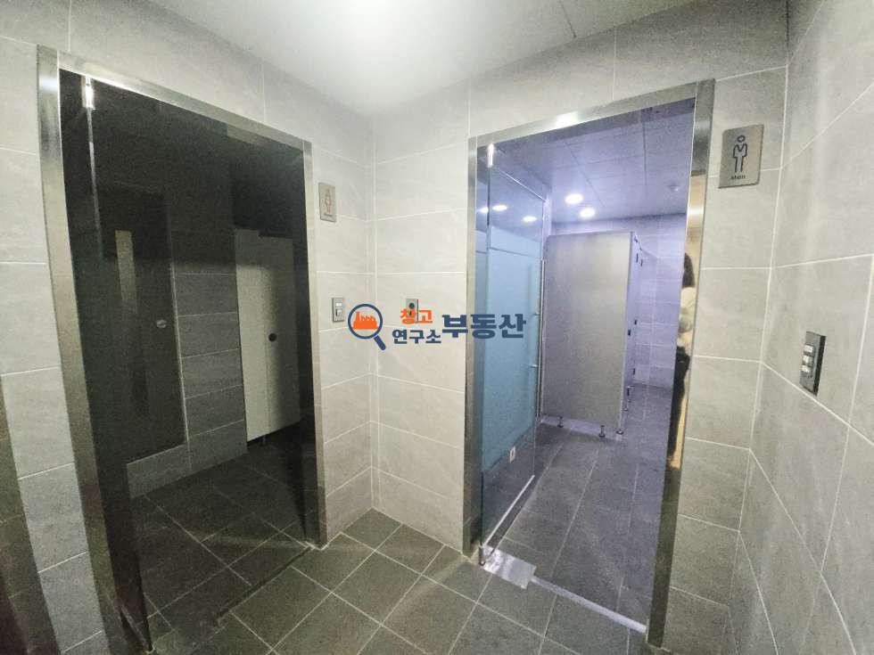 경기 고양일산서구 덕이동 #98평 #1층상가 #대로변노출 #전면주차 #병의원추천 #전시판매 #대형사무실 #무권리 #즉시입주 월세 매물번호 17719 사진 3