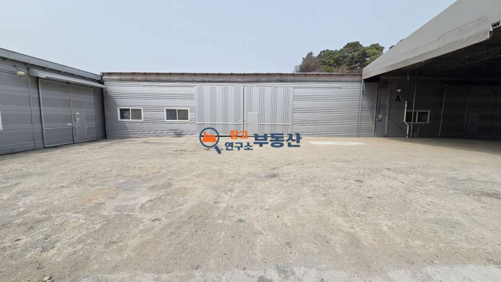 경기 파주시 하지석동 #실사용 약 350평 #연265평 #공장2동+사무동 #전기600kW #40피트 #외벽수리함 #추가가설천막 #넓은마당 #민원무 #즉시입주 #40피트 월세 매물번호 15811 사진 1