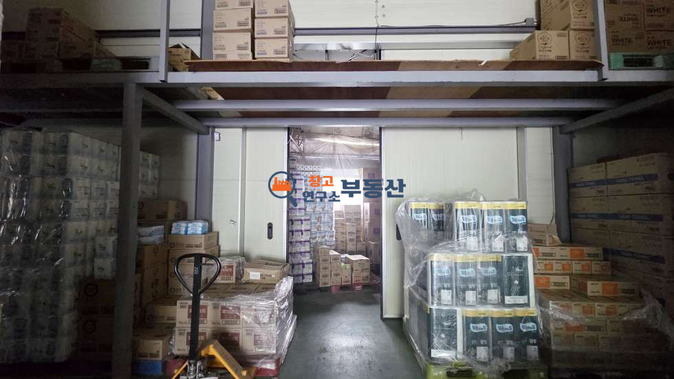 경기 파주시 동패동 #60평 #가설30평 #2종제조 #대형차량 #내부사무실 #복층선반 #삽다리IC #단독마당 월세 매물번호 17641 사진 5