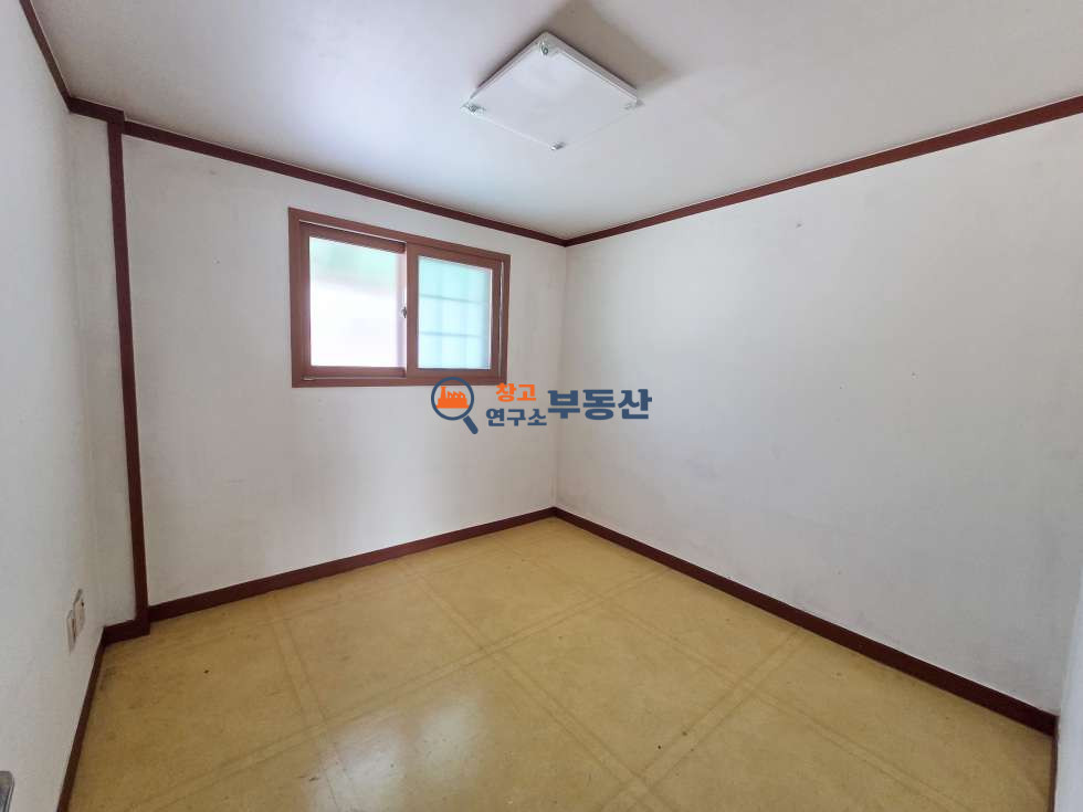 경기 고양일산서구 가좌동 #실110평 #1종소매 #1층65평+2층45평 #도로변 #주택형사무실 #광고효과 #탑골IC 1분 #복층주거 월세 매물번호 17168 사진 13