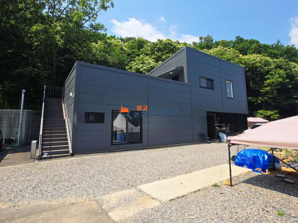 경기 파주시 탄현면 만우리 #2종제조매매 #대748평 #연281평 #총4동 #대형단독마당 #대형차가능 #실사용추천 #평당334 매매 매물번호 17739 사진 3