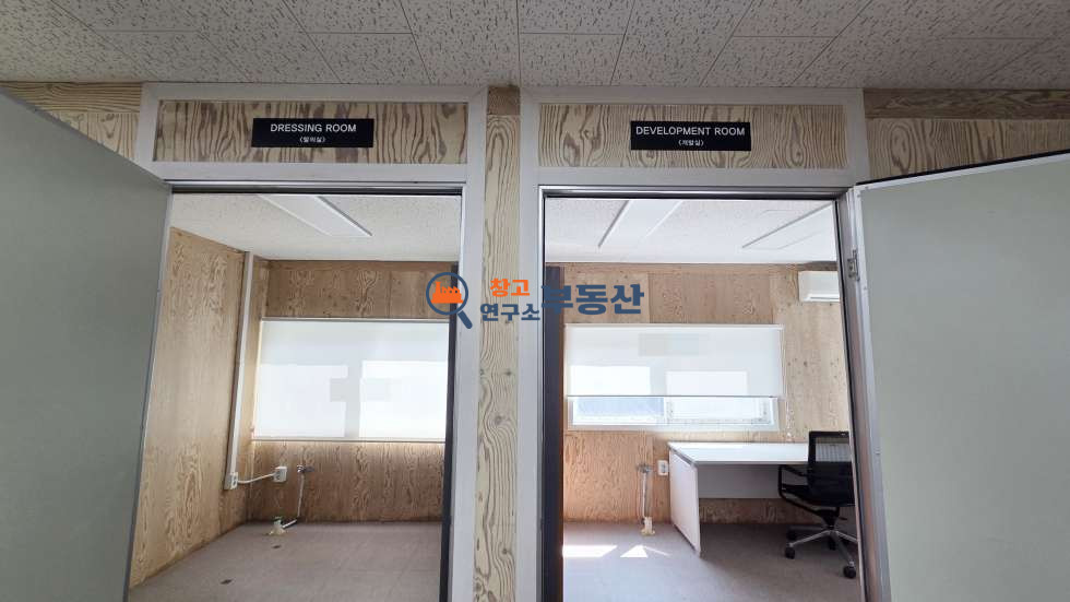 경기 파주시 문산읍 내포리 #연176평 #2종제조 #116평+60평 두동 임대 #동간연결 #단독마당 #내부사무실 #내부화장실 월세 매물번호 17778 사진 23