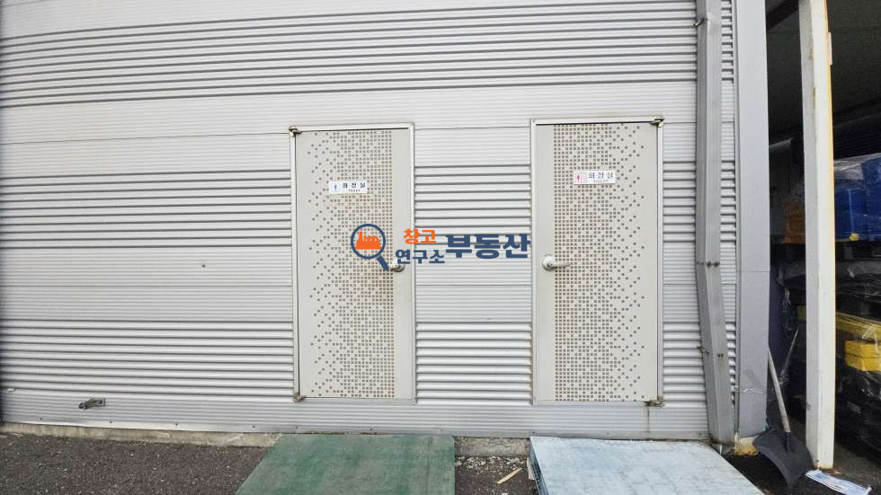 경기 파주시 월롱면 덕은리 #108평 #1종근생 #두동임대 #층고9#40ft가능 #전기30 #내부사무실 #주차편리 월세 매물번호 17166 사진 9