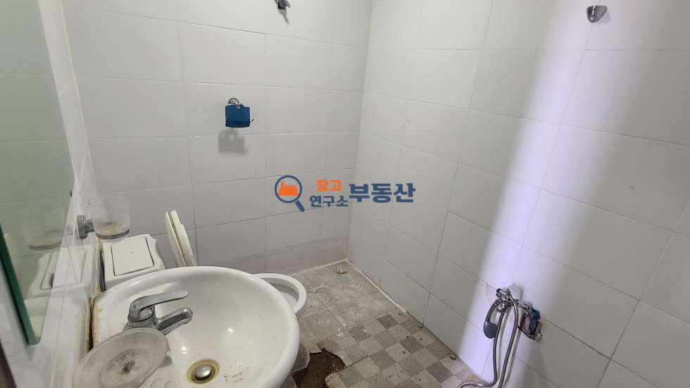 경기 파주시 하지석동 #120평 #60평두동 #공장 #즉시입주 #단기임대가능 #높은층고 #식품공장가능 #5톤진입 월세 매물번호 15806 사진 3