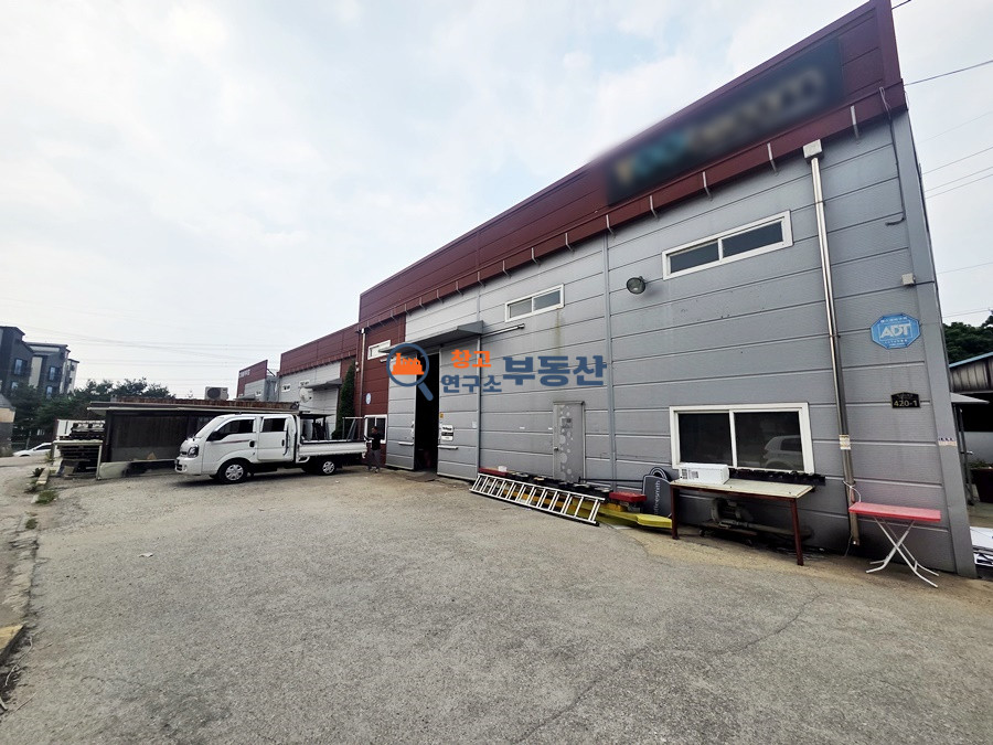 경기 파주시 상지석동 #93평 #60+33평 #공장 #단독마당 #내부사무실 #높은층고 월세 매물번호 17839 사진 2