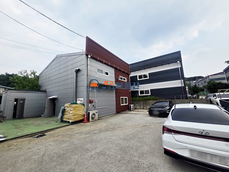 경기 파주시 상지석동 #93평 #60+33평 #공장 #단독마당 #내부사무실 #높은층고 월세 매물번호 17839 사진 4