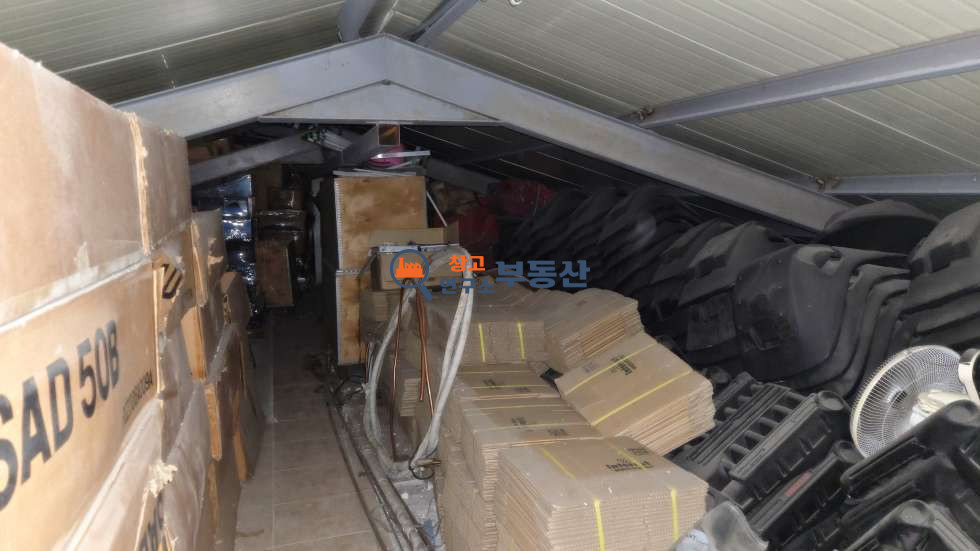 경기 고양일산서구 가좌동 #273평 #3층공장 #대형차량진출입 #삽다리IC4분 #내부사무실 #화물EV #실입주추천 #계획관리 매매 매물번호 15283 사진 15