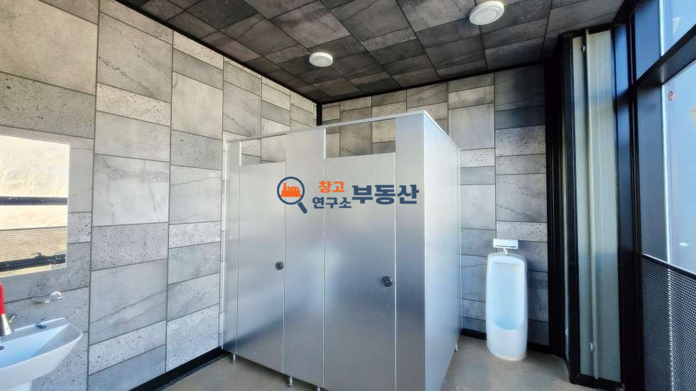경기 파주시 탄현면 금승리 #90평 #대형단독마당 #신축 #대로변 #전면통유리 #광고효과 월세 매물번호 15324 사진 6