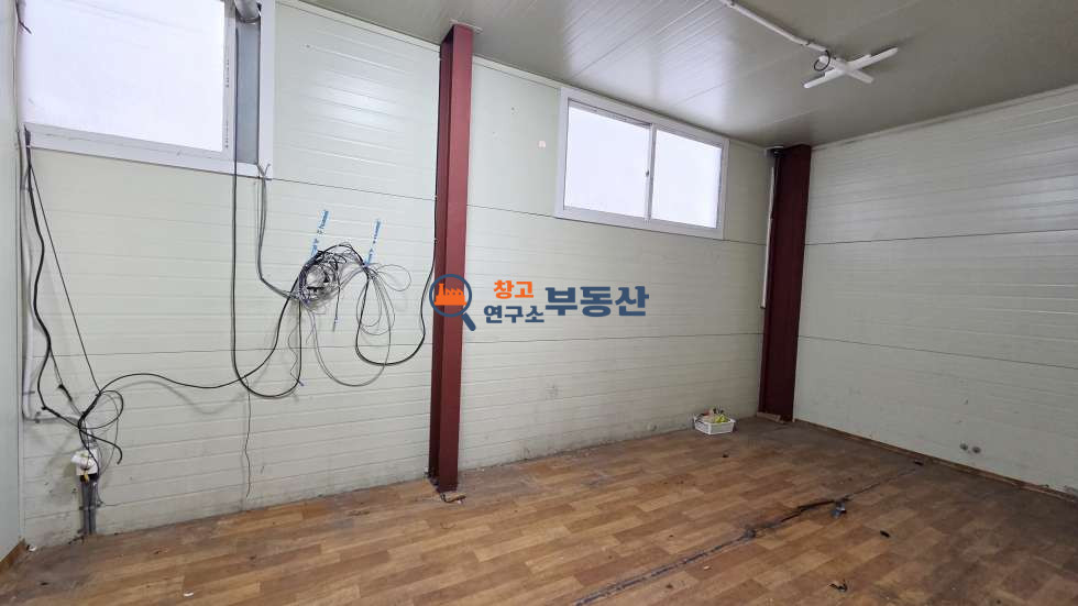 경기 고양일산서구 덕이동 #60평 #창고 #물류 보관추천 #즉시입주 #로데오거리 #도심가 월세 매물번호 17858 사진 3
