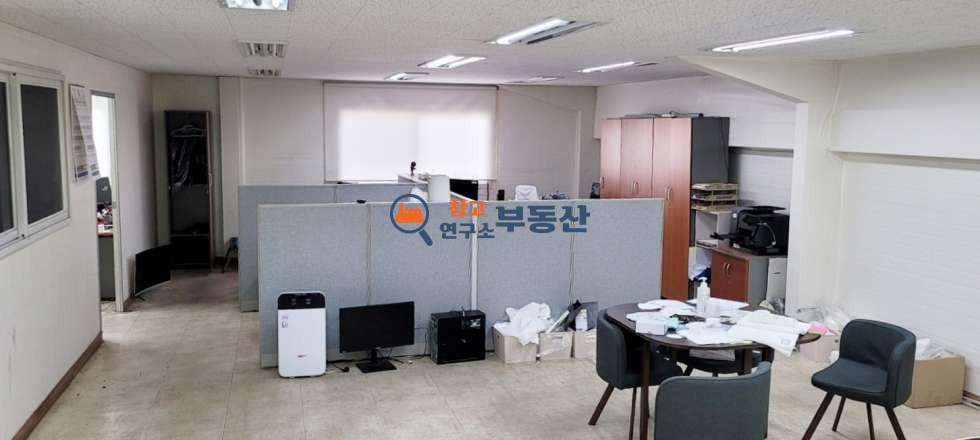경기 파주시 동패동 #120평 #공장 #60X2개동 #복층사무실 #40피트 #전기35kW #높은층고 월세 매물번호 17819 사진 12