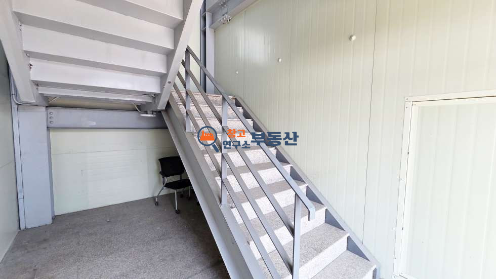 경기 고양일산서구 가좌동 #60평 #2종근생 #도로변 #2층전체 #주차여유 #남녀구분화장실 #대중교통 #접근성굿 월세 매물번호 17809 사진 9