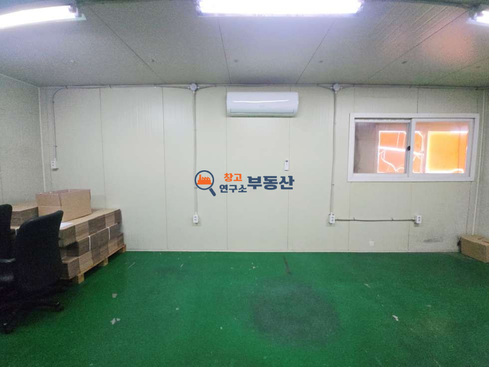 경기 파주시 신촌동 #약20평 #공장 #화물리프트 #5톤진입 #저렴한임대료 #에어컨완비 #사무실추천 월세 매물번호 17869 사진 2