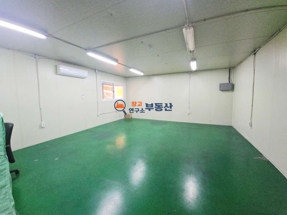 경기 파주시 신촌동 #약20평 #공장 #화물리프트 #5톤진입 #저렴한임대료 #에어컨완비 #사무실추천 월세 매물번호 17869 사진 3