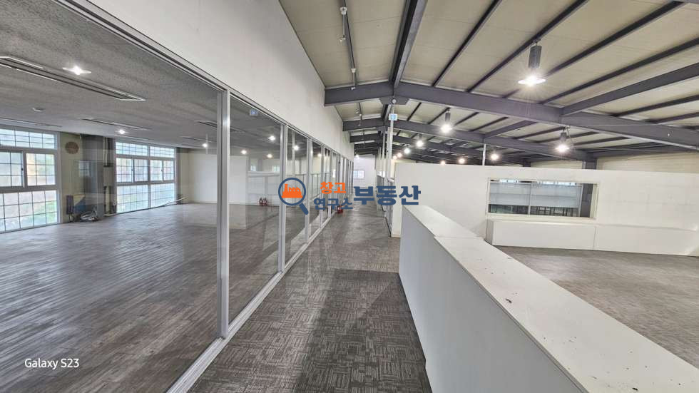 경기 파주시 광탄면 발랑리 #토1315평 #평당302 #건538평 #공장 #대형차 통행 매매 매물번호 17888 사진 11