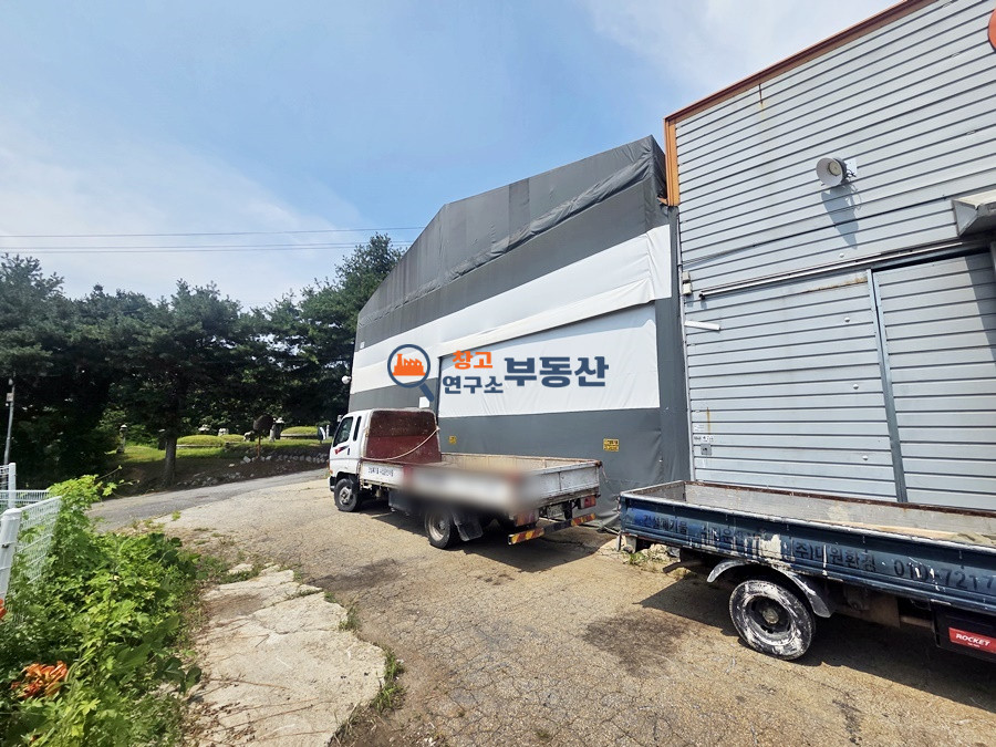 경기 파주시 조리읍 장곡리 #188평 #65+6+45x2동 #공장 #외부천막 #저렴한임대료 #민원소지無 월세 매물번호 17923 사진 4