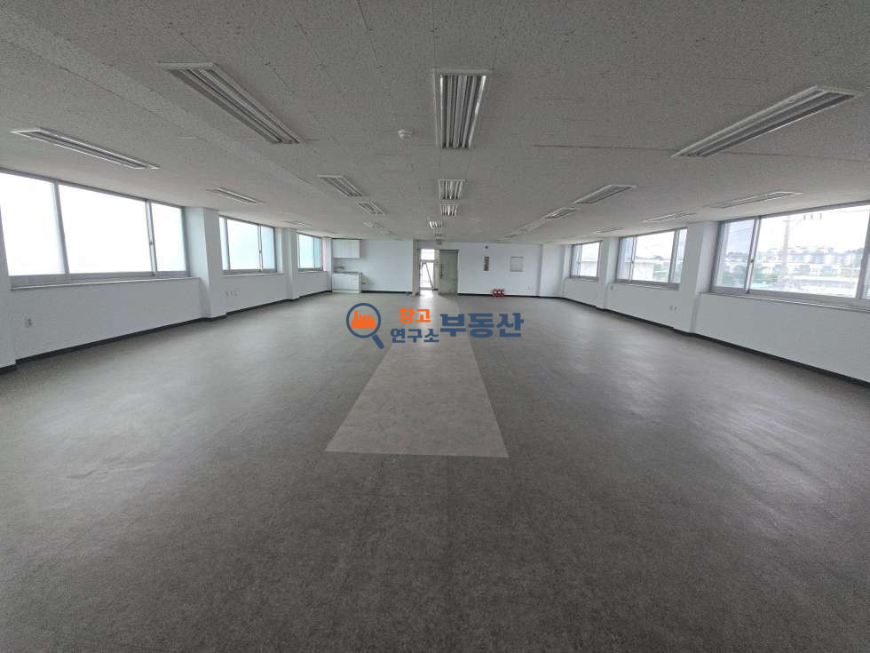 경기 고양덕양구 화전동 #66평 #1종근생 #2층전체 #도로접#광고효과#초역세권#사무실추천 월세 매물번호 17926 사진 4