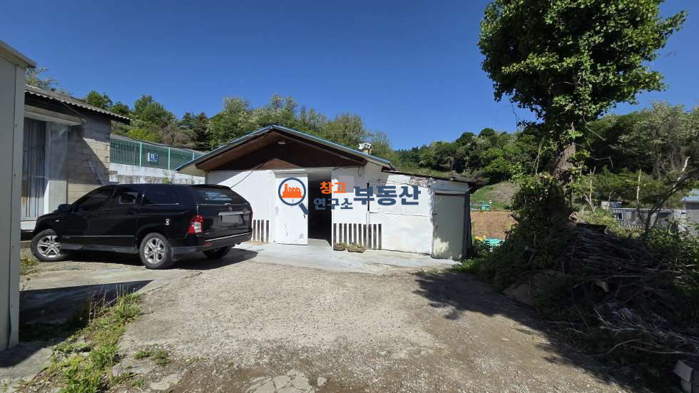 경기 고양덕양구 덕은동 #실80평 #창고 #서울인접 #현천IC 3분 #화장실올수리 #저렴임대료 #빠른입주 #텃밭 월세 매물번호 17577 사진 1