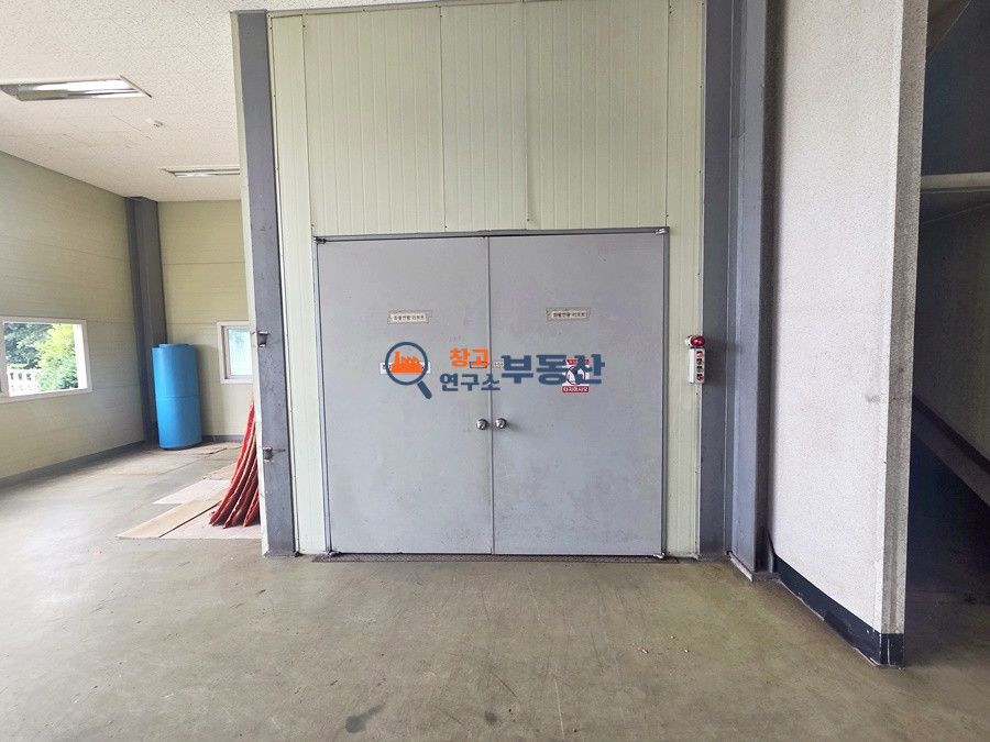 경기 파주시 파주읍 부곡리 #343평 #공장 #1,2층구조 #화물E/V #대형단독마당 #즉시입주 월세 매물번호 17984 사진 4