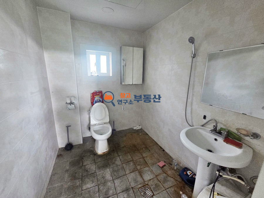 경기 파주시 월롱면 도내리 #60평 #2종제조 #단독마당 #높은층고 #저렴한임대료 #즉시입주 월세 매물번호 17974 사진 3