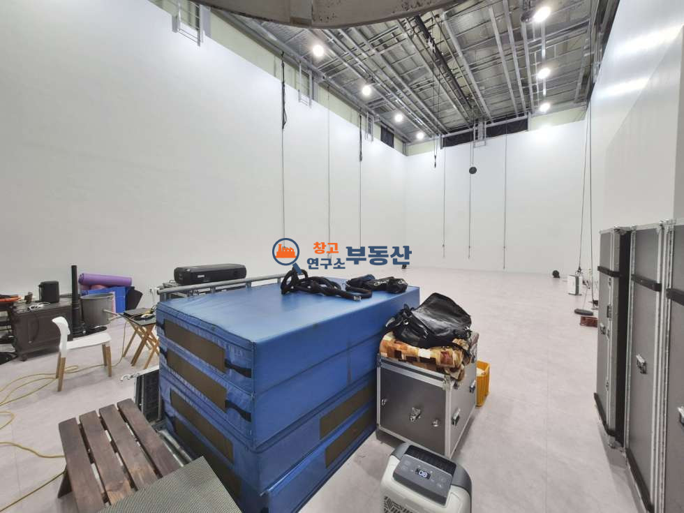 경기 파주시 파주읍 향양리 #토지291평 #평당400 #건물112평 #스튜디오 #2종제조 매매 매물번호 18021 사진 11