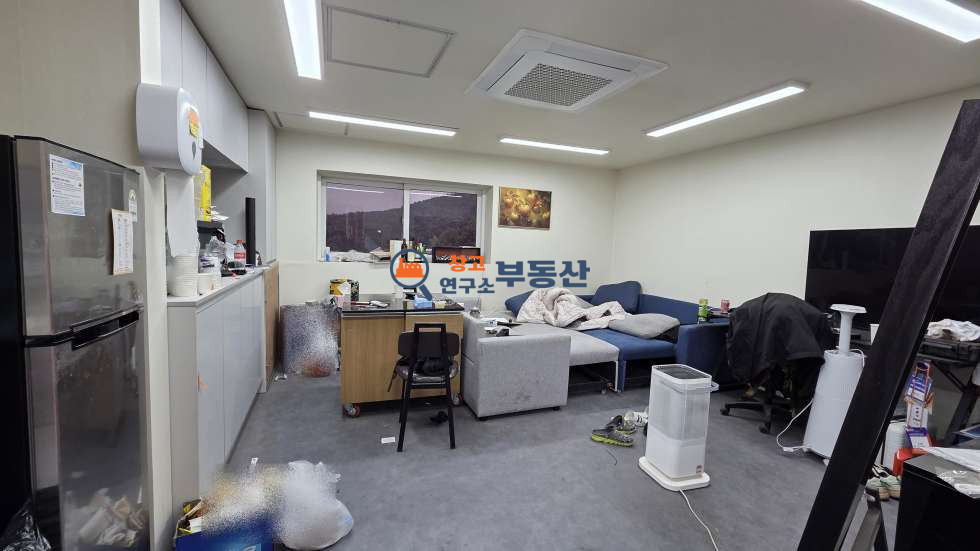 경기 양주시 은현면 용암리 #96평 #공장 #단독마당 #내부사무실 #시스템에어컨 #복층 #구분화장실 월세 매물번호 17823 사진 5