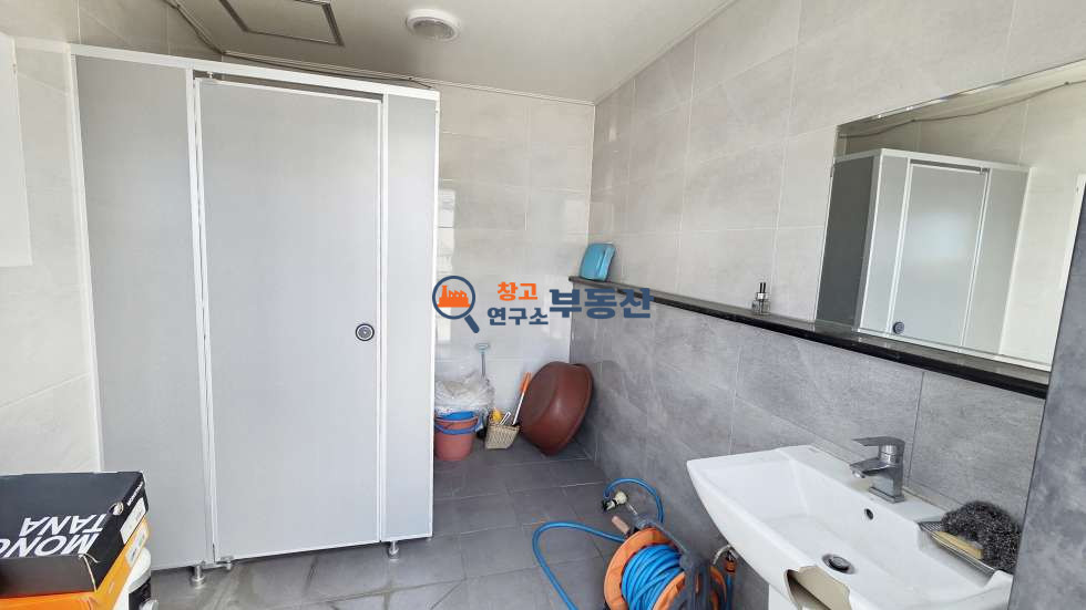 경기 고양일산서구 덕이동 #상가 사옥 추천 #147평 통임대 #덕이로 #입지굿 #주차여유 #1층68평+2층79평 월세 매물번호 18034 사진 5