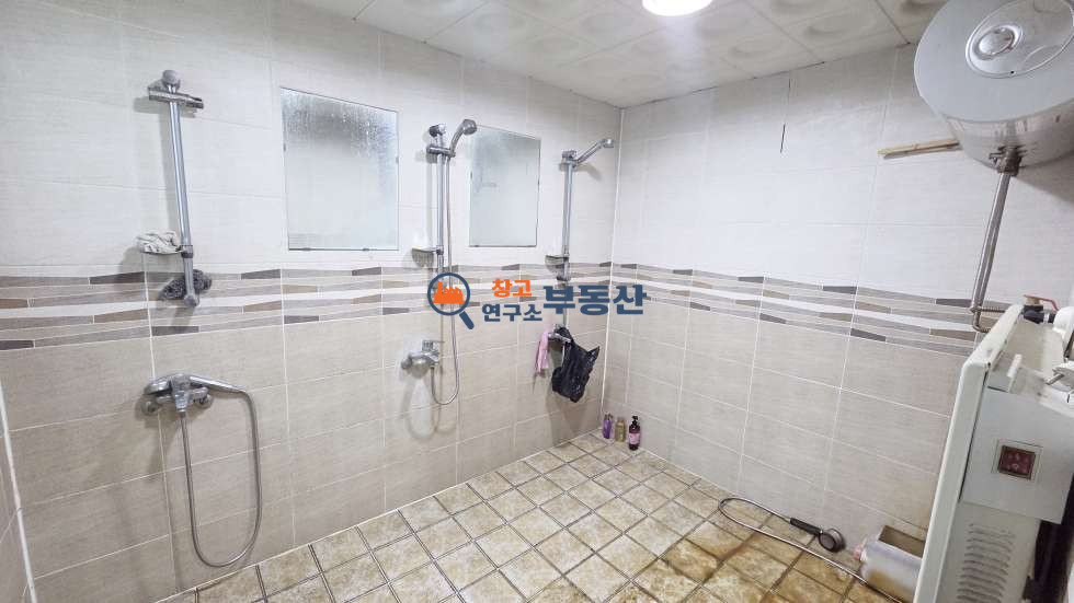 경기 고양일산서구 덕이동 #100평 #공장 #1층부분임대 #도로변 #전기200kW #인쇄공장 강추 #주차여유 #내부사무실 #직관 월세 매물번호 16823 사진 11