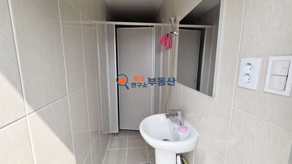 경기 파주시 오도동 #195평 #공장 #대형마당 #40피트 #즉시입주 #문발IC #화장실올수리 월세 매물번호 16714 사진 7