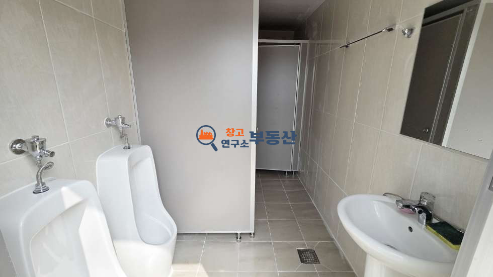 경기 파주시 오도동 #195평 #공장 #대형마당 #40피트 #즉시입주 #문발IC #화장실올수리 월세 매물번호 16714 사진 8