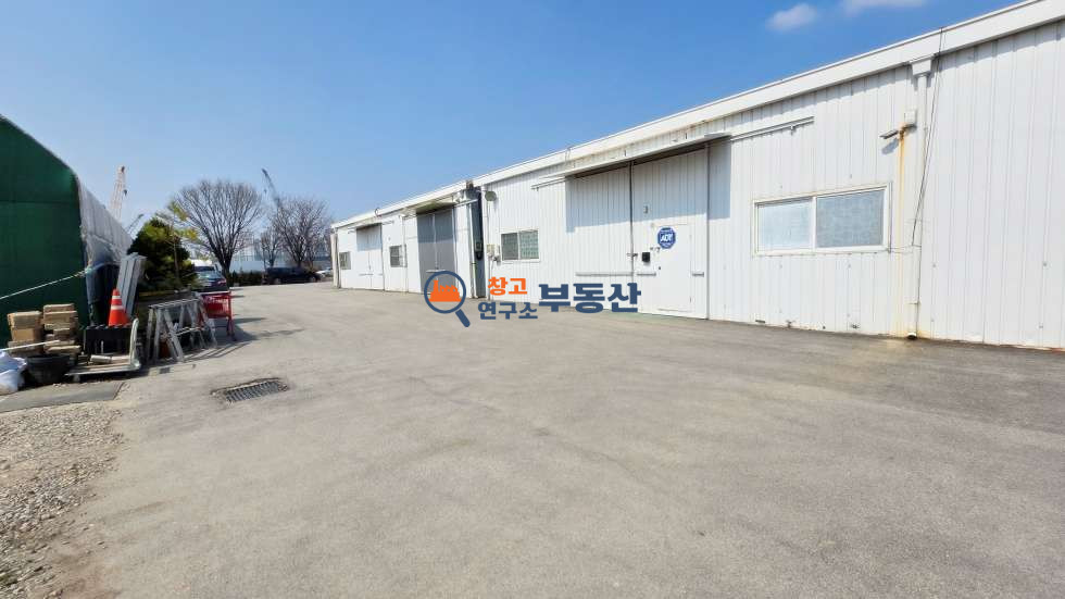 경기 고양일산동구 장항동 #126평 #58평+58평+10평#별도사무동#냉장창고4동무상사용# 농수산물가공공장#40FT트레일러#광고효과 월세 매물번호 15377 사진 12