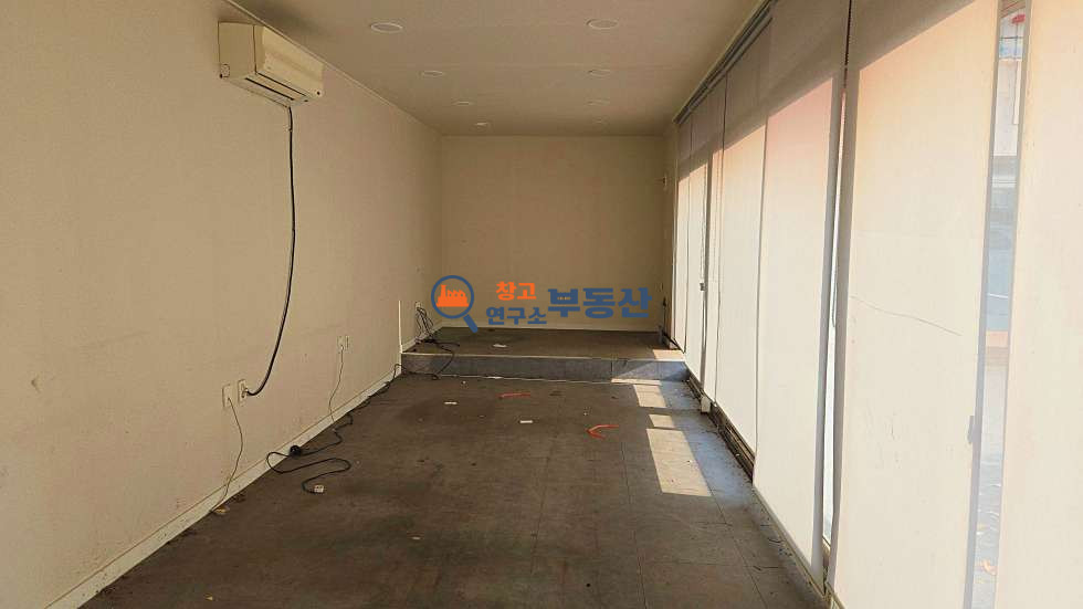경기 고양일산동구 장항동 #126평 #58평+58평+10평#별도사무동#냉장창고4동무상사용# 농수산물가공공장#40FT트레일러#광고효과 월세 매물번호 15377 사진 23