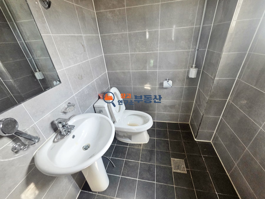 경기 고양일산동구 설문동 #60평 #단독마당 #즉시입주 #높은층고 #대형차량진출입 월세 매물번호 18106 사진 4