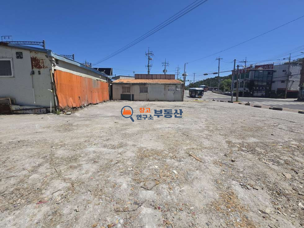 경기 파주시 아동동 #대329평 #야적지 #차고지 #대로변 #도심가 #물류추천 월세 매물번호 18166 사진 4