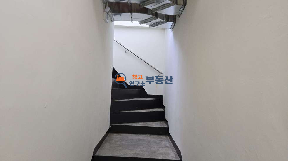 경기 고양일산동구 장항동 #1,2종근생매매 #대지205평 #3층상가시설 #사옥추천 #1종주거 #평당2575 #단독주차장 매매 매물번호 16167 사진 17