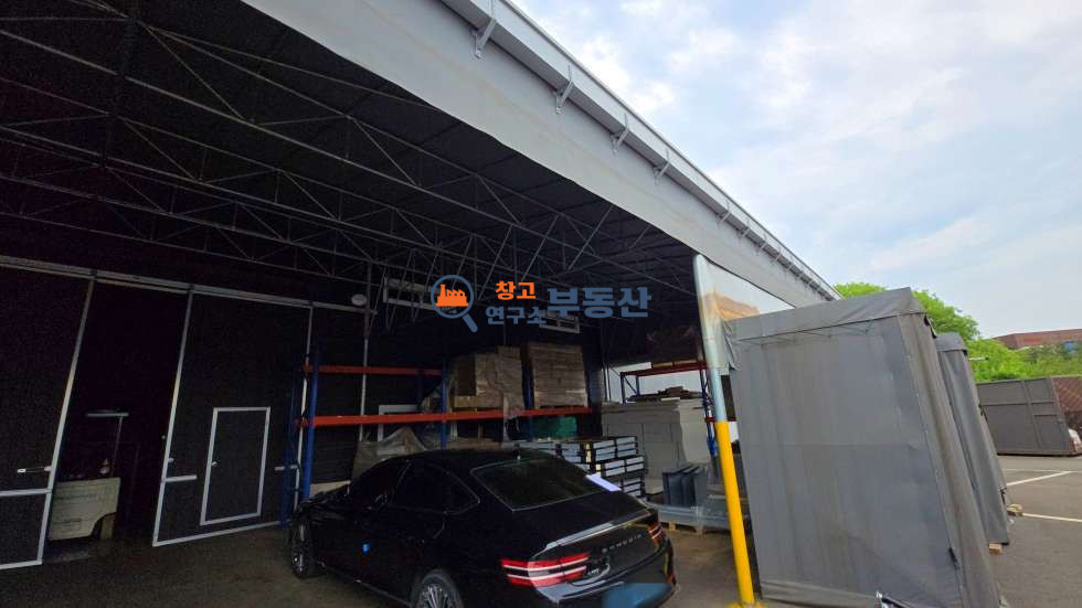 경기 파주시 산남동 #450평 #2종제조 #준신축 #층고7.6 #총3동#2차선변 #츄레라회차 #대형단독마당 월세 매물번호 18171 사진 6