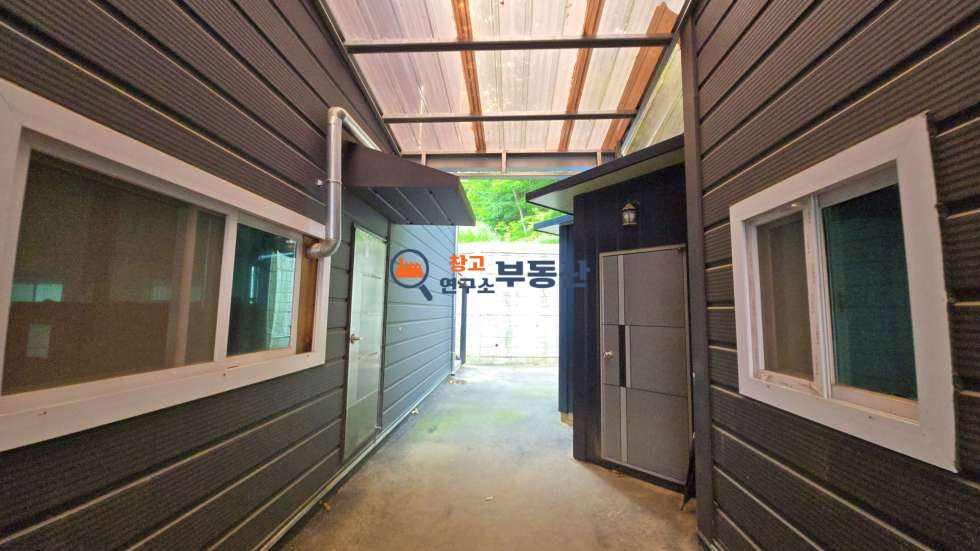 경기 파주시 산남동 #450평 #2종제조 #준신축 #층고7.6 #총3동#2차선변 #츄레라회차 #대형단독마당 월세 매물번호 18171 사진 10