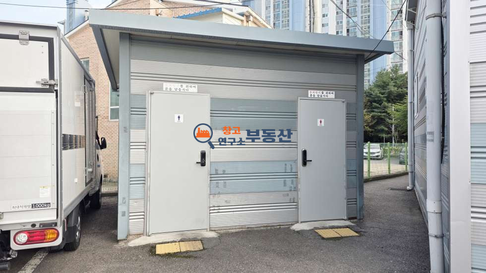 경기 고양일산서구 가좌동 #60평 #1종근생 #도심가 #대중교통 #대형차량 #남녀구분화장실 월세 매물번호 18191 사진 3