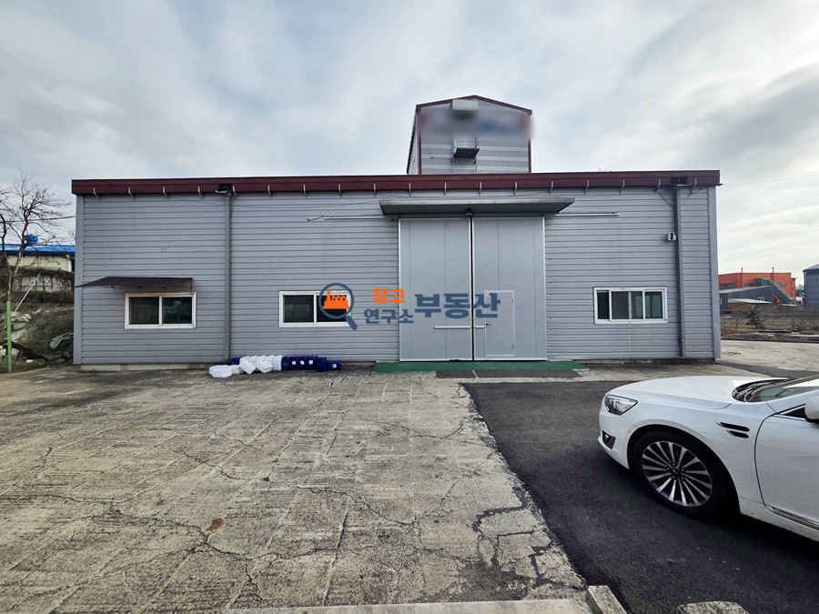 경기 파주시 조리읍 능안리 #54평 #2종제조 #즉시입주 #내부사무실 #대형마당 월세 매물번호 16847 사진 2