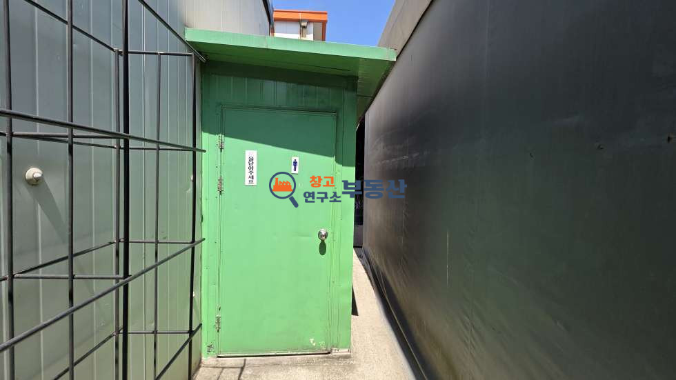 경기 고양일산동구 장항동 #58평 #창고 #동간사이 추가가설8평 #전기65kW #복층사무실 #신평IC 3분 #즉시입주 월세 매물번호 17583 사진 8