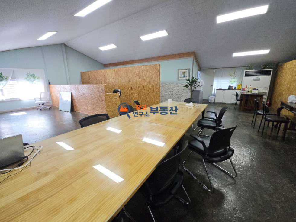 경기 파주시 문산읍 내포리 #58평 #2종제조 #내포IC5분 #가성비임대 #즉시입주 #2층사무실전체 월세 매물번호 18241 사진 3