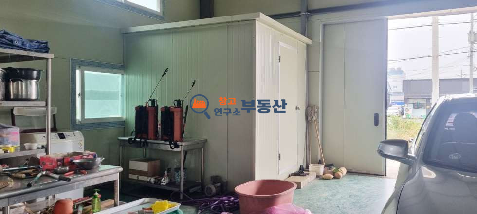 경기 고양일산동구 장항동 #44평 #농림지역 #도로변 #내부화장실 월세 매물번호 18240 사진 3