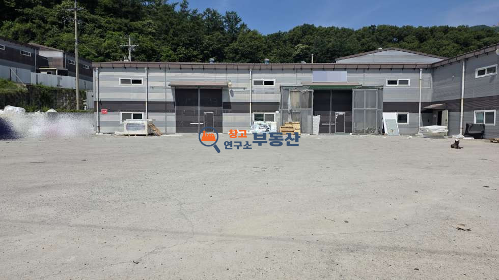 경기 파주시 법원읍 웅담리 #토지1008평 #연251평 #공장 #계획관리 #대형마당 #입주가능 #전기증설 #내부사무실 #컨디션굿 #평당129만 #법원IC 매매 매물번호 17821 사진 2