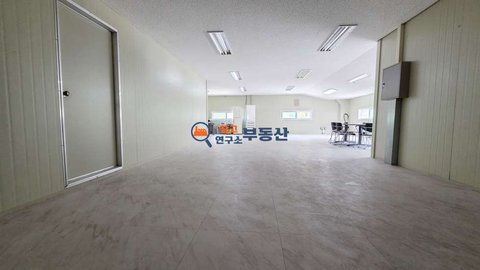 경기 파주시 법원읍 웅담리 #토지1008평 #연251평 #공장 #계획관리 #대형마당 #입주가능 #전기증설 #내부사무실 #컨디션굿 #평당129만 #법원IC 매매 매물번호 17821 사진 5