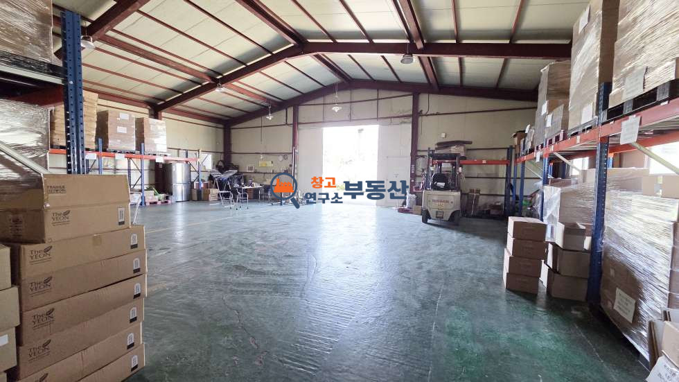 경기 파주시 하지석동 #토735평 #공장150평 #동간연결 #전기30kW #계획관리 #실입주가 #금촌IC 매매 매물번호 17481 사진 4