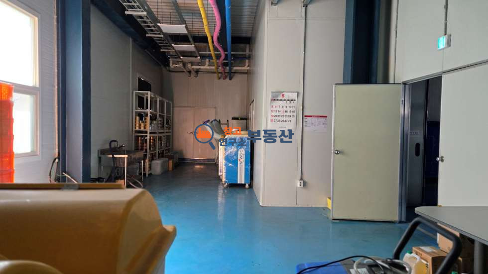 경기 파주시 신촌동 #100평 #부분임대 #공장 #인쇄업종#즉시입주 #면적추가 가능 월세 매물번호 15435 사진 4